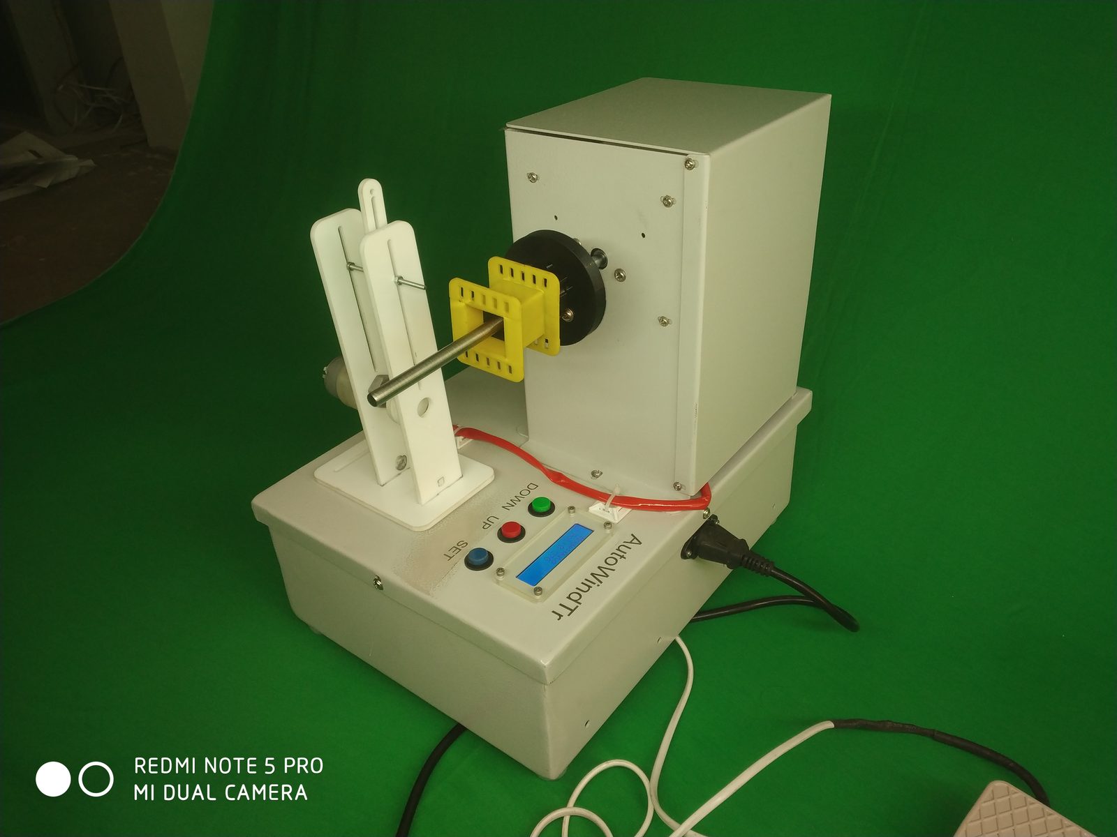 Wire tensioner